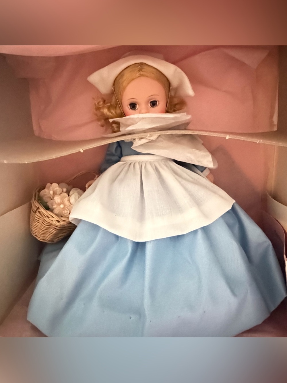 Madame Alexander Pilgrim Doll 8” #100349 Americana Series Original Box Basket